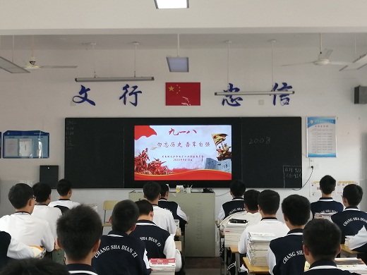 b0918044af404e82a6414b5500634434.jpg b0918044af404e82a6414b5500634434.jpg