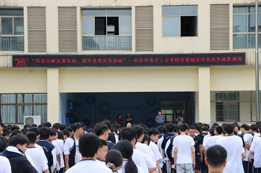 07c52db68743416bad9c19373cd35e6c.jpg 07c52db68743416bad9c19373cd35e6c.jpg