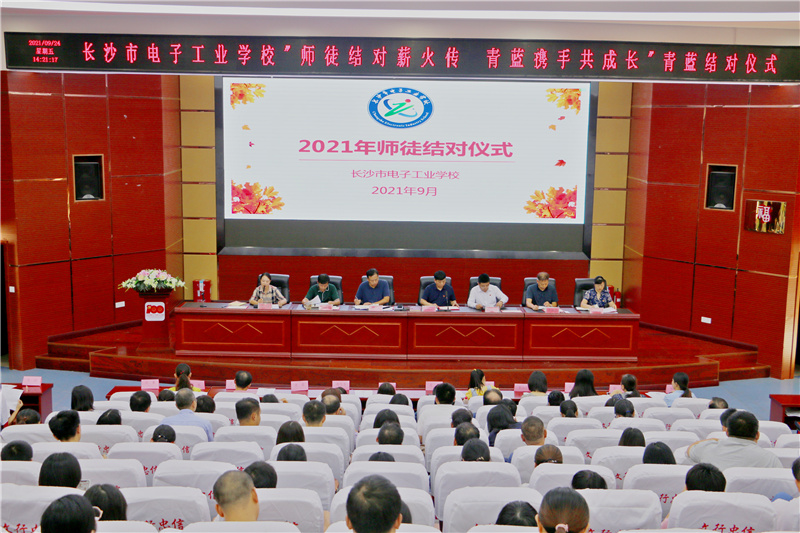 e016efda30d34b679590e7d9f54f566d.jpg e016efda30d34b679590e7d9f54f566d.jpg