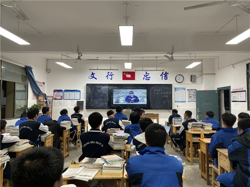 b4ad1da75c824870bb739652be731a45.jpg b4ad1da75c824870bb739652be731a45.jpg