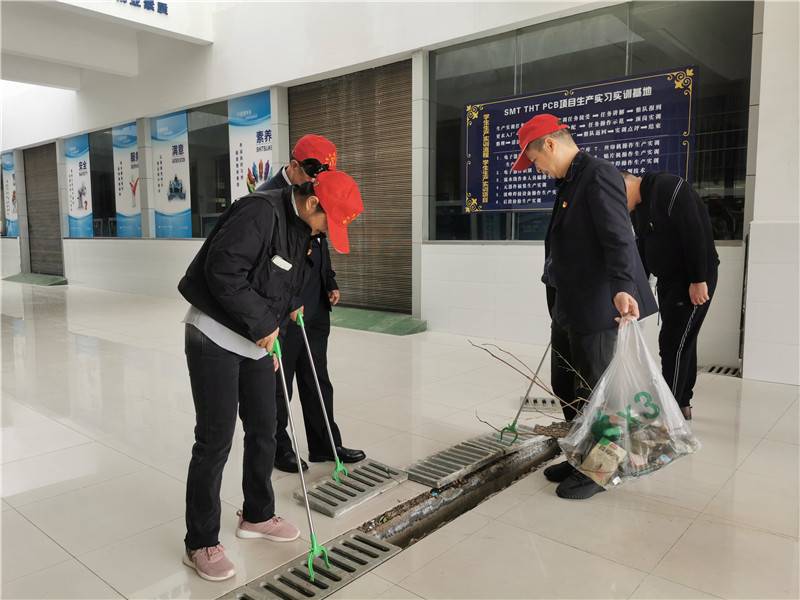 a3d5266476b34608991f2948627d3eb8.jpg a3d5266476b34608991f2948627d3eb8.jpg