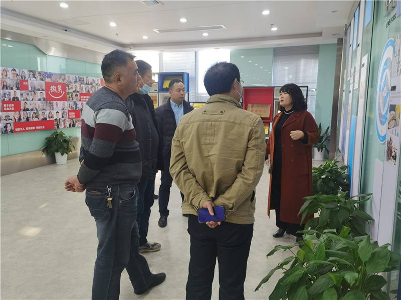 da3e52ae4b794ad8bf8cbb4c8631c41b.jpg da3e52ae4b794ad8bf8cbb4c8631c41b.jpg