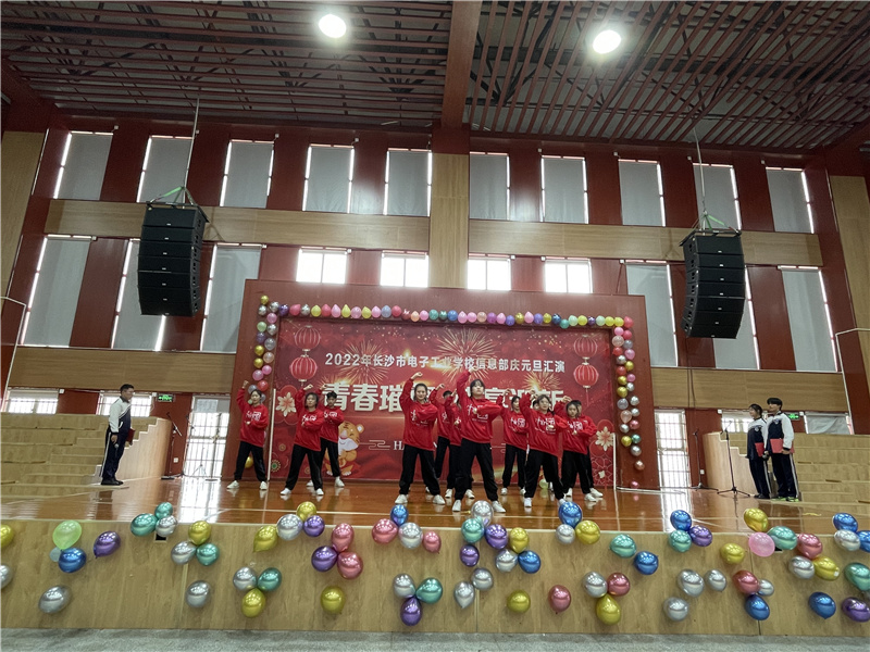 74d4adb3472844648a73c5d73a67eb74.jpg 74d4adb3472844648a73c5d73a67eb74.jpg