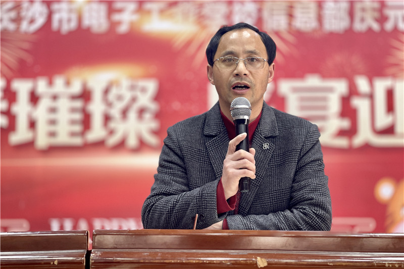 0e6ceafc75644591b5370330d70f569e.jpg 0e6ceafc75644591b5370330d70f569e.jpg