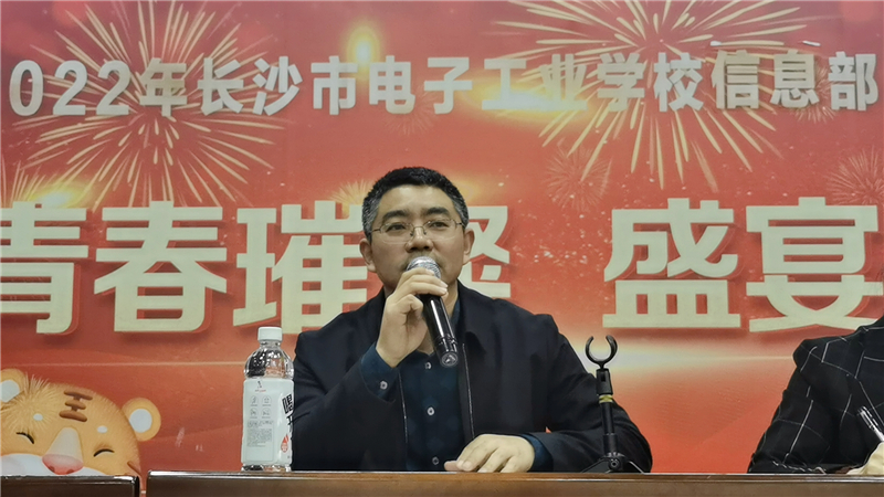 675f89cdeba640c6b72bb9811c5efd3a.jpg 675f89cdeba640c6b72bb9811c5efd3a.jpg