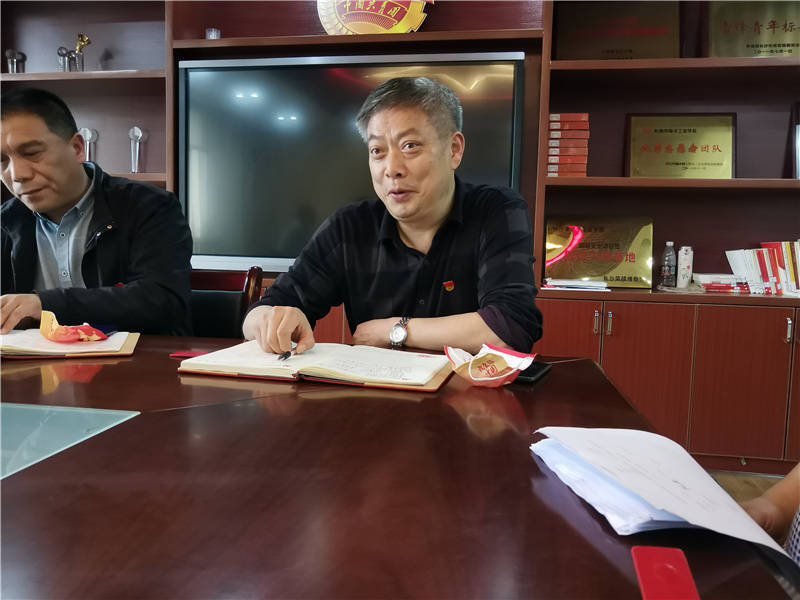 af7c527f60ab4b938cae231c17592e02.jpg af7c527f60ab4b938cae231c17592e02.jpg