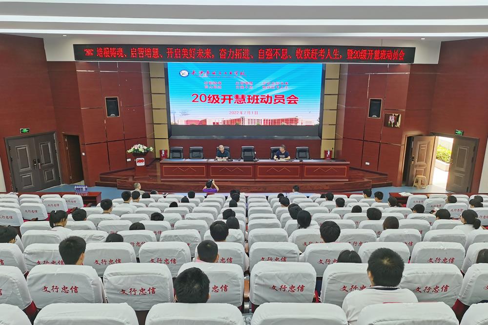 95d51f3864a14a47b63b67d6cc626d84.jpg 95d51f3864a14a47b63b67d6cc626d84.jpg