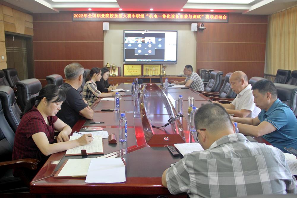 b5b2f7290b3c4ffe817768232a085787.jpg b5b2f7290b3c4ffe817768232a085787.jpg