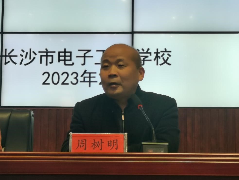 c0ac013b1c2746bbbe24e39e15e6cec5.jpg c0ac013b1c2746bbbe24e39e15e6cec5.jpg