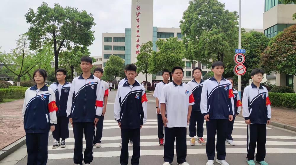 2c124bb3e53c40b8816e1d5f39d511f7.jpg 2c124bb3e53c40b8816e1d5f39d511f7.jpg