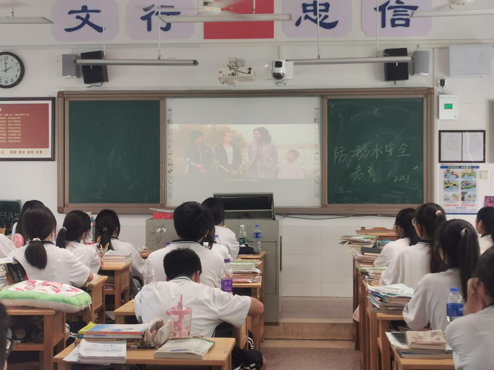 373170cc055d4ee5a4493f6ace752b23.jpg 373170cc055d4ee5a4493f6ace752b23.jpg