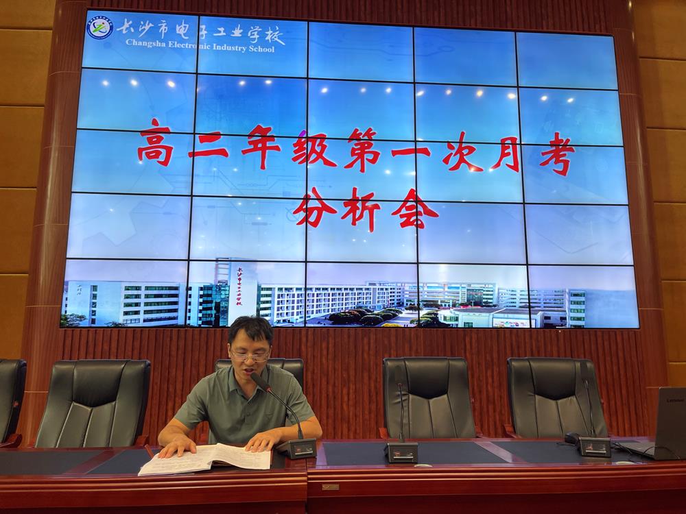 0eeb738117b149c4842a467b014e7bb6.jpg 0eeb738117b149c4842a467b014e7bb6.jpg